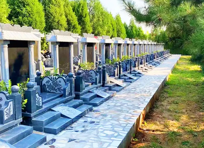 南京墓地咨詢-選擇墓地時(shí)也需要注意一些事項(xiàng)/>
<blockquote class=